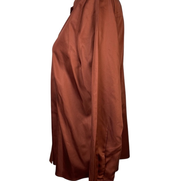 Chicos No-Iron Button Down Blouse in Copper Sateen Cotton Large (Chicos 2) - Picture 3 of 11